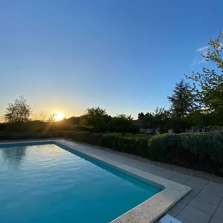 Holiday home Les De Yanaely - L'ibie Juignac